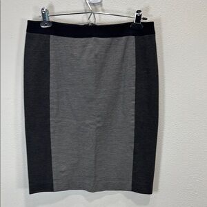 Ann Taylor Gray and Black Knee-Length Pencil‎ Skirt stretchy
